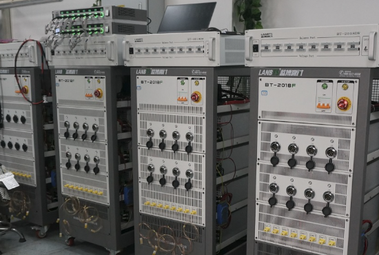 大電流測試設(shè)備.png 大電流測試設(shè)備.png